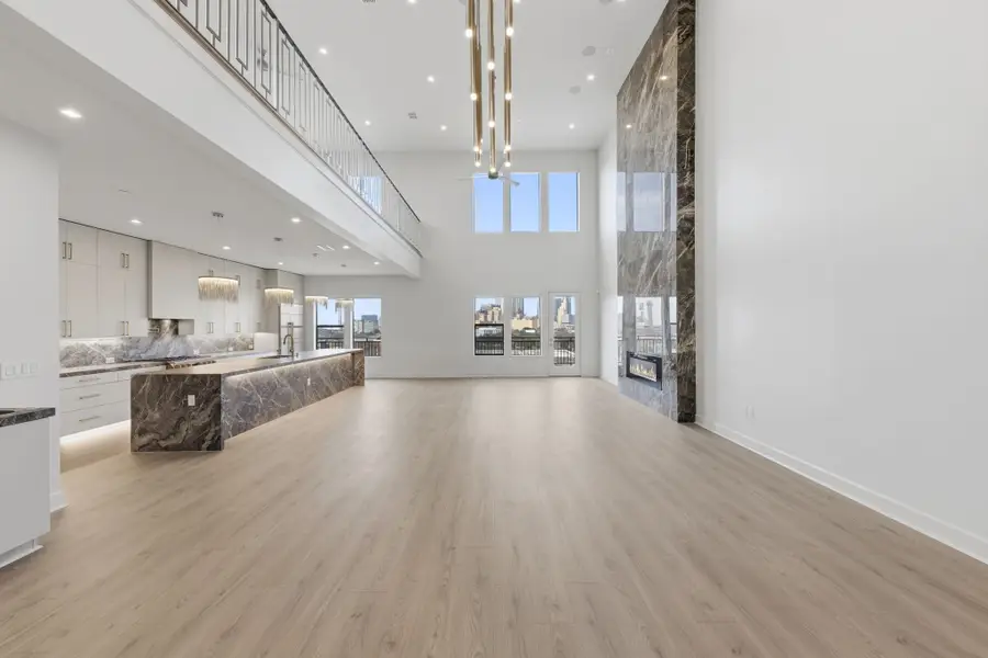 1900 S Ervay Street #608, Dallas, TX 75215 - Image #2