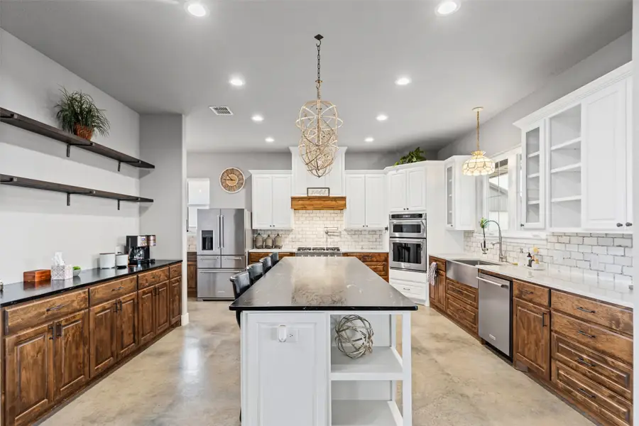 201 West Road, Waxahachie, TX 75165 - Image #3