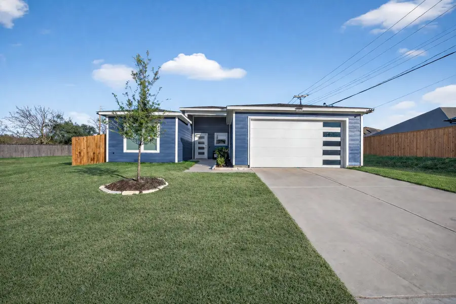 1913 E Myrtle Street, Fort Worth, TX 76104 - #3