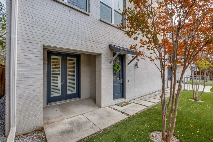 6015 Chimera Court, Dallas, TX 75206 - #2