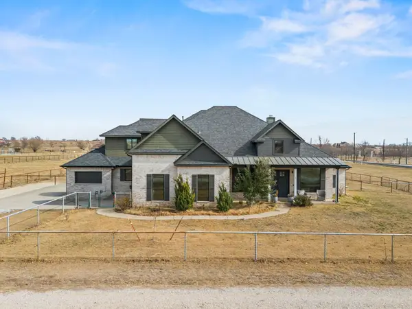 13688 Jackson Road, Ponder, TX 76259