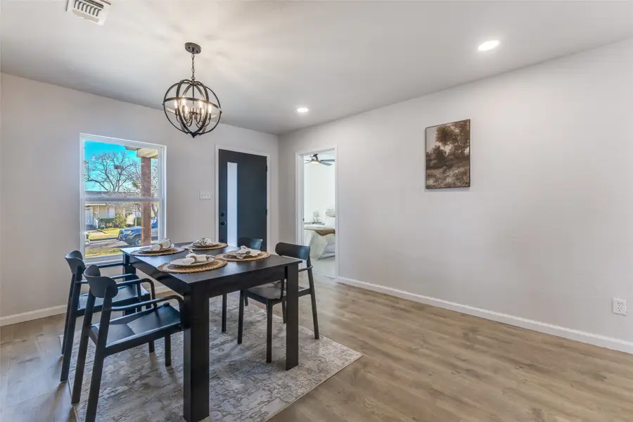 3719 Dutton Drive, Dallas, TX 75211 - Image #3