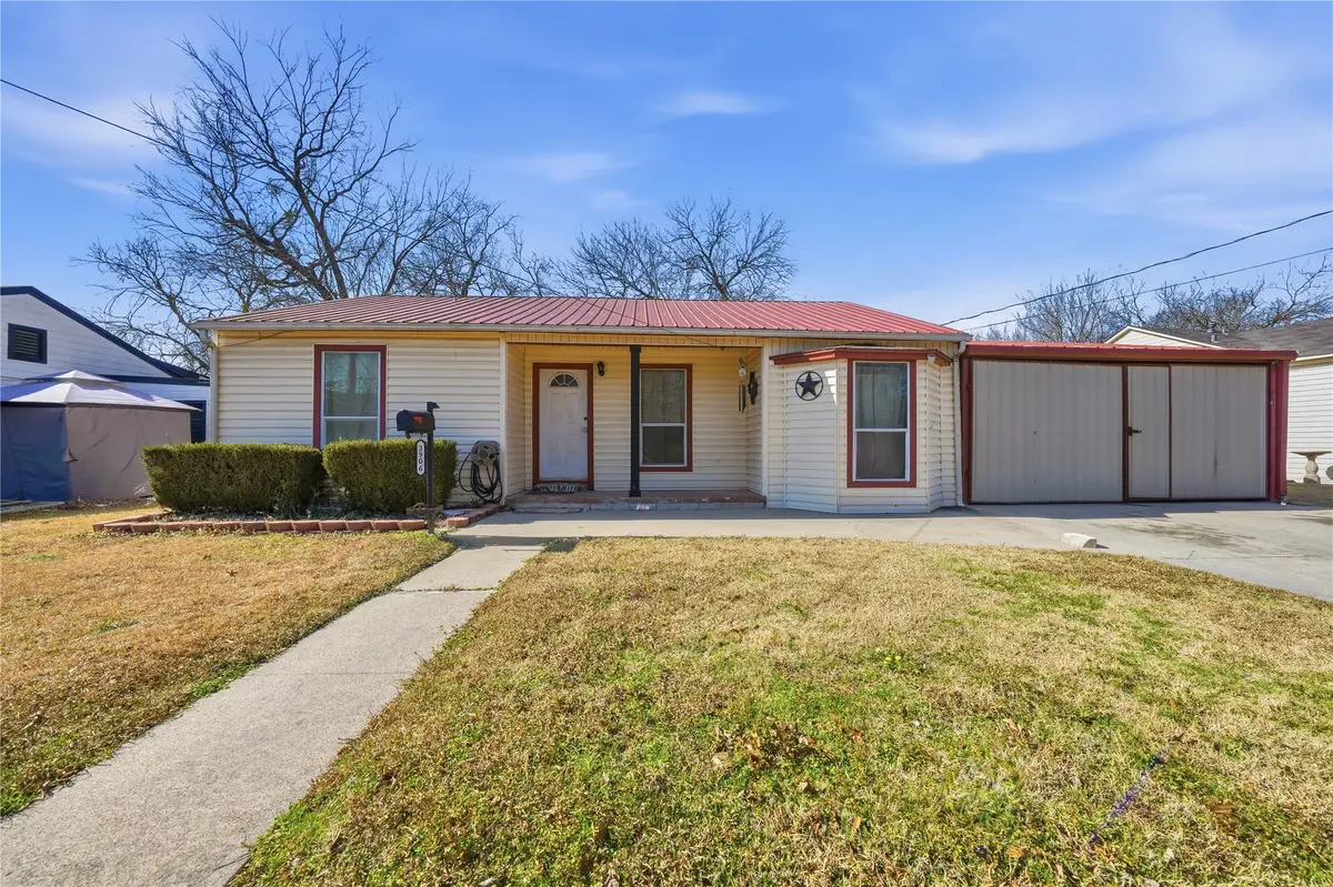 3906 Henderson Street, Greenville, TX 75401 - Image #1