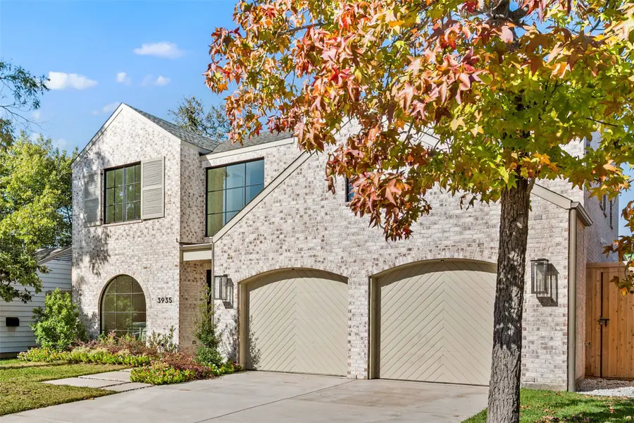 3935 Rochelle Drive, Dallas, TX 75220 - Image #2