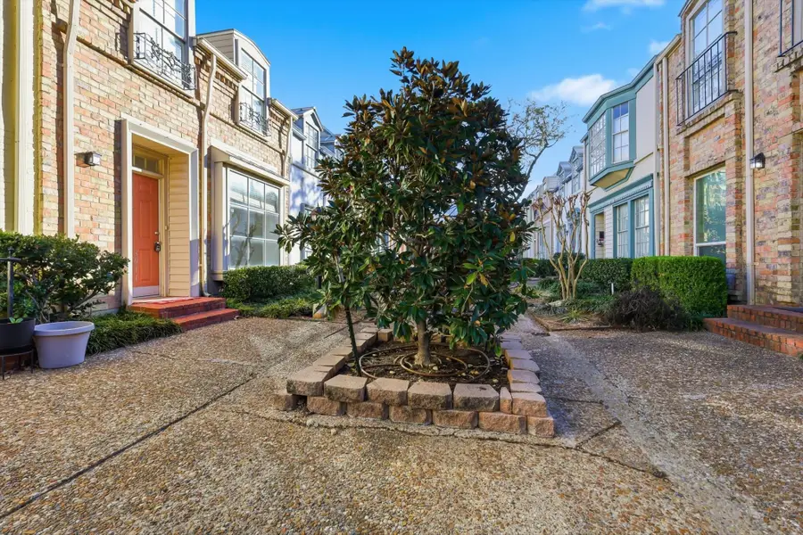 3011 Brockbank Court #B, Dallas, TX 75220 - Image #3