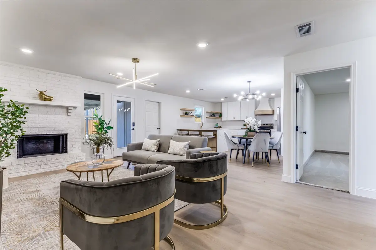 7609 Walnuthill Court, Watauga, TX 76148 - Image #1