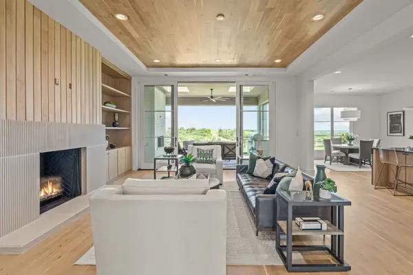 4524 Chablis Drive, Benbrook, TX 76126