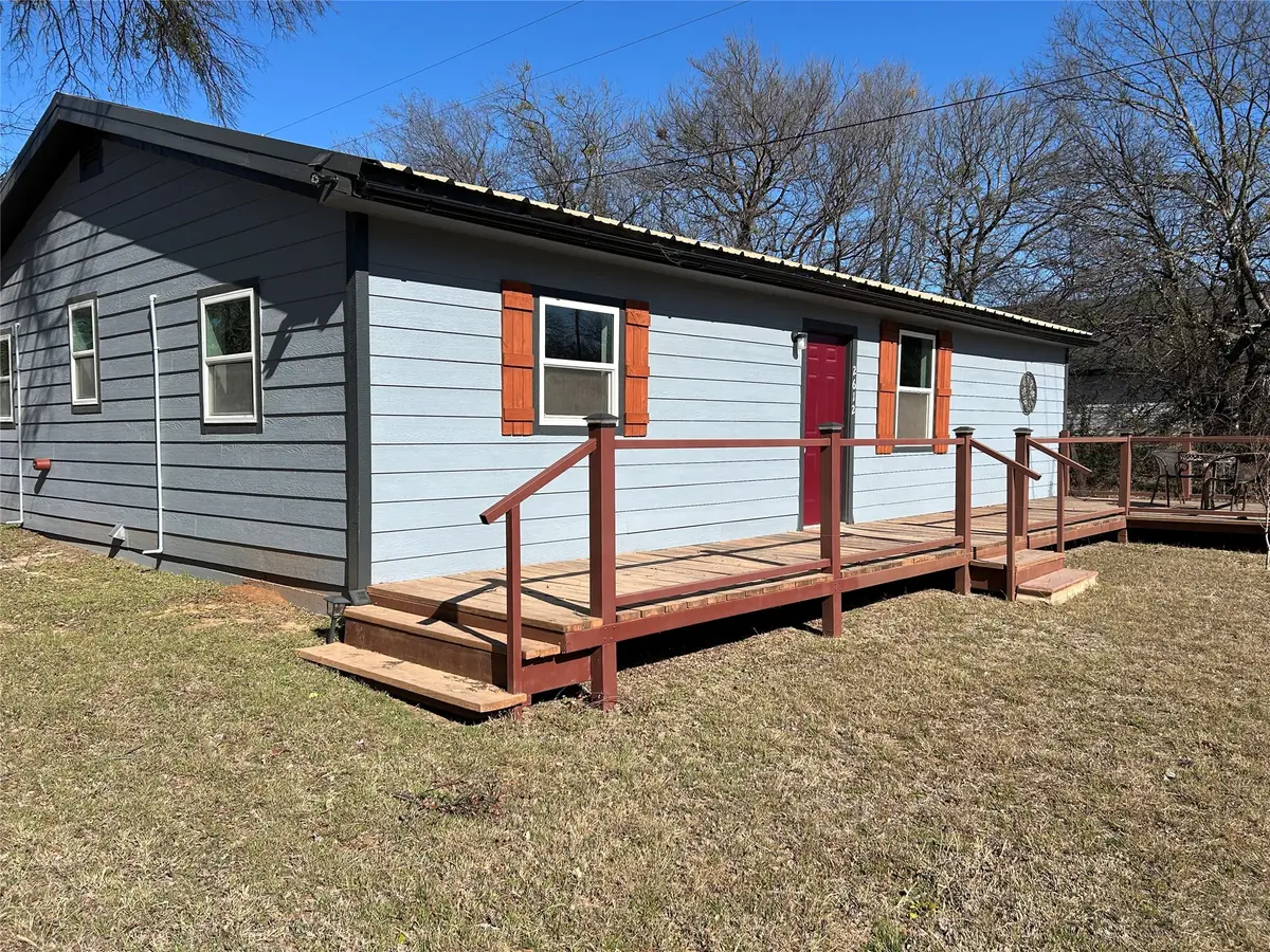 2612 S Oak Trail, Granbury, TX 76048 - Image #1