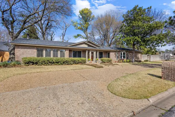 513 W Mclain Drive, Sherman, TX 75092