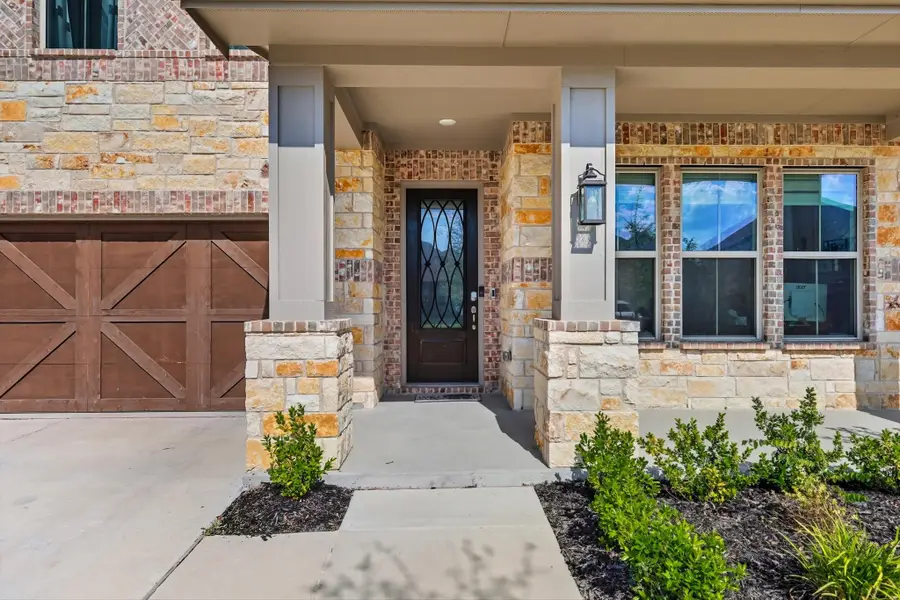 2470 Pebble Bank Lane, Midlothian, TX 76065 - Image #3