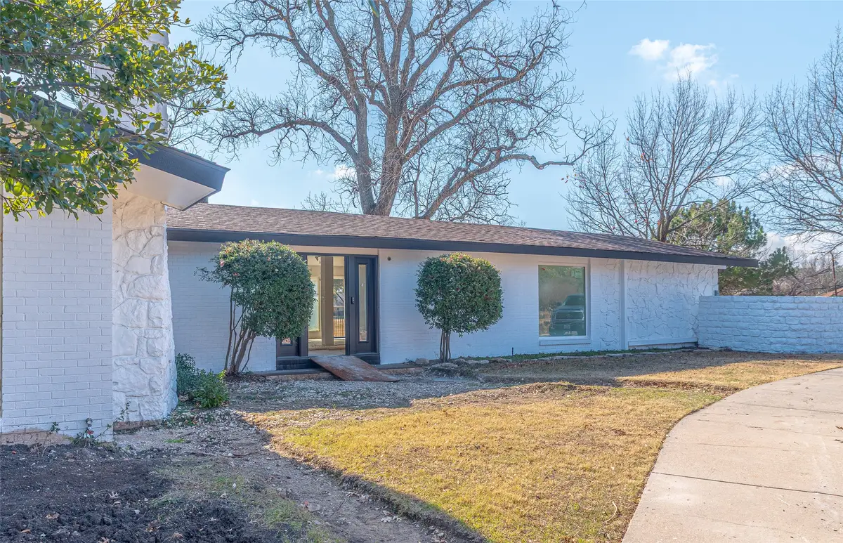 3640 Brookhaven Club Drive, Farmers Branch, TX 75234 - Image #1