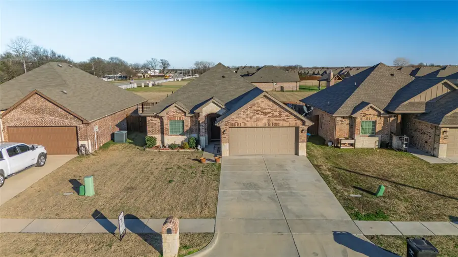 8515 Larry Court, Greenville, TX 75402 - Image #3