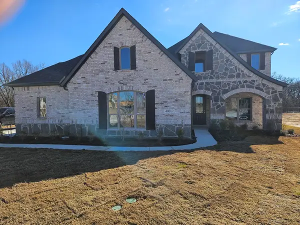 400 Willie's Court, Whitesboro, TX 76273