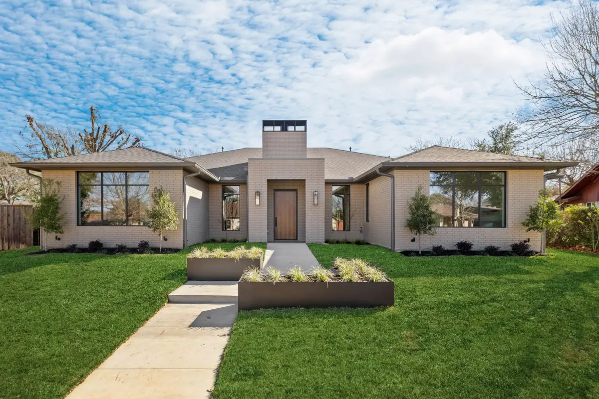 3832 Blue Trace Lane, Farmers Branch, TX 75244 - Image #1