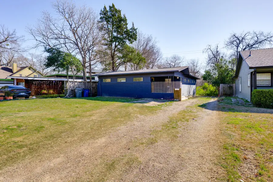 8942 Eustis Avenue, Dallas, TX 75218 - Image #2