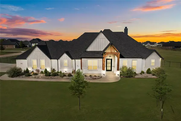 256 Agua Linda Drive, Godley, TX 76044