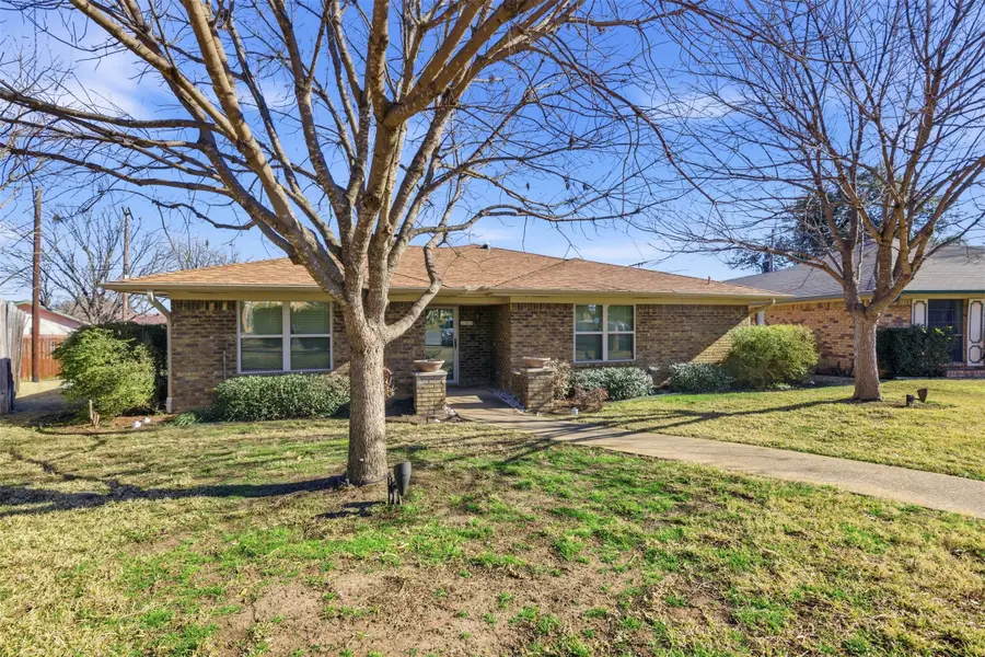500 Cheyenne Court S, Irving, TX 75062 - Image #2