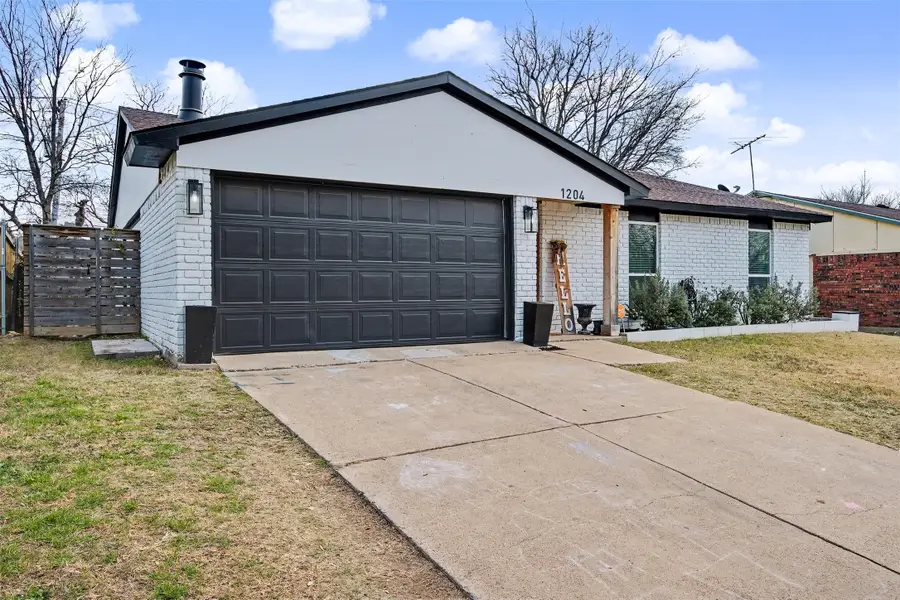 1204 Steinburg Lane, Fort Worth, TX 76134 - #3