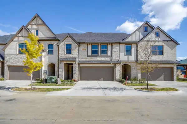 808 Homeplace Circle, Mansfield, TX 76063