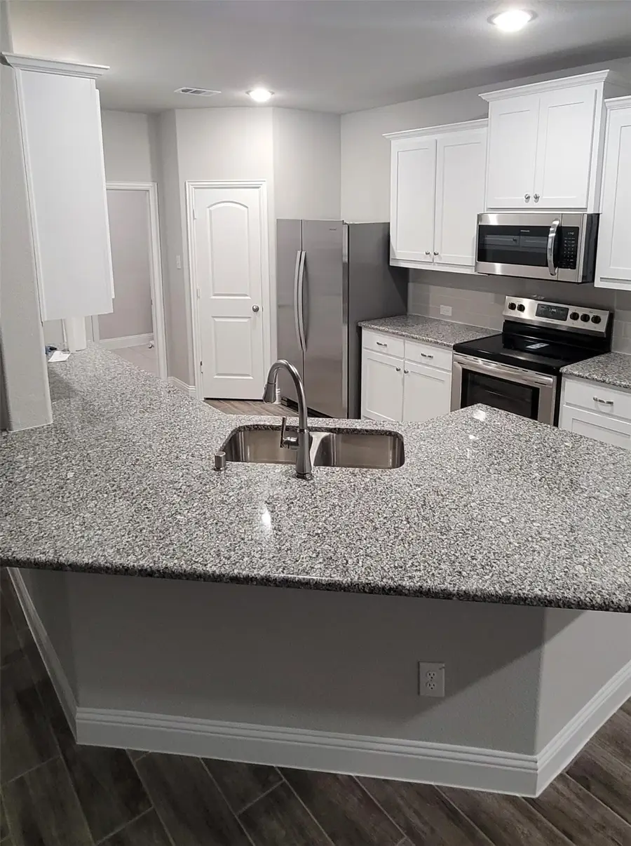 6824 Topaz Drive, Greenville, TX 75402 - Image #3