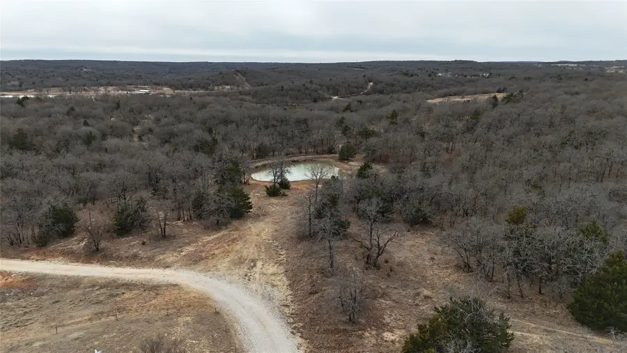 580 September Street, Bowie, TX 76230 - Image #2