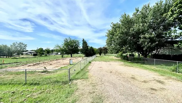 381 Cheyenne, Quitman, TX 75783