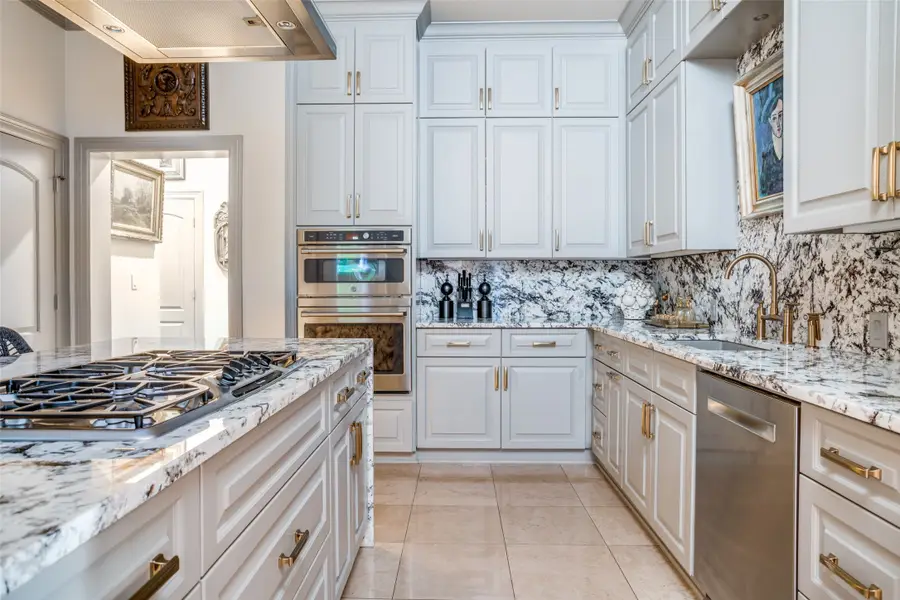 2828 Hood Street #403, Dallas, TX 75219 - Image #2