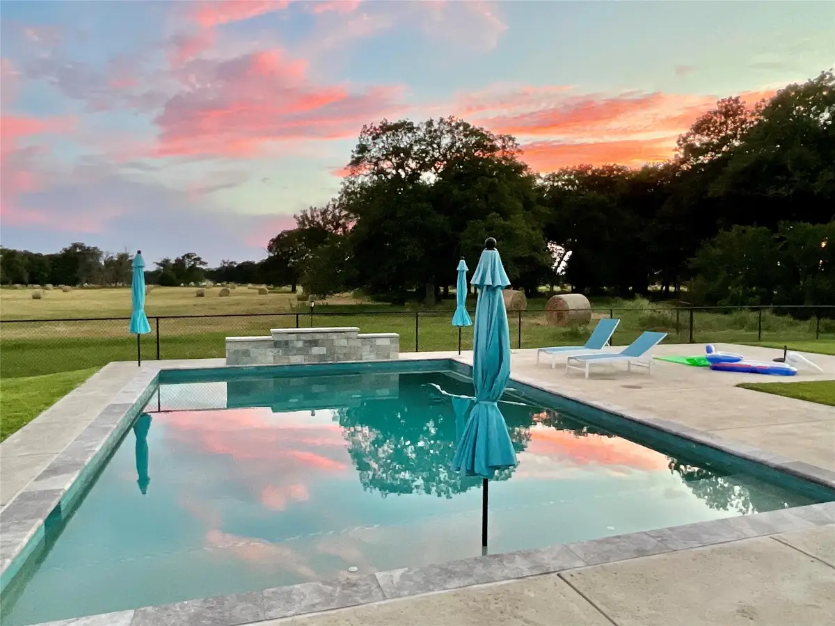 800 N Seven Points Drive, Kemp, TX 75143 - #1