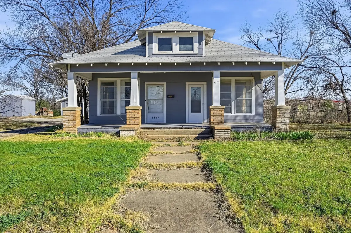 5525 Bakers Lane, Haltom City, TX 76117 - #1