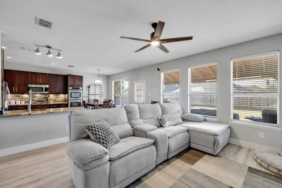 4029 Bridge Water Road, Heartland, TX 75126 - #2