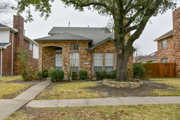2901 Lois Lane, Rowlett, TX 75088