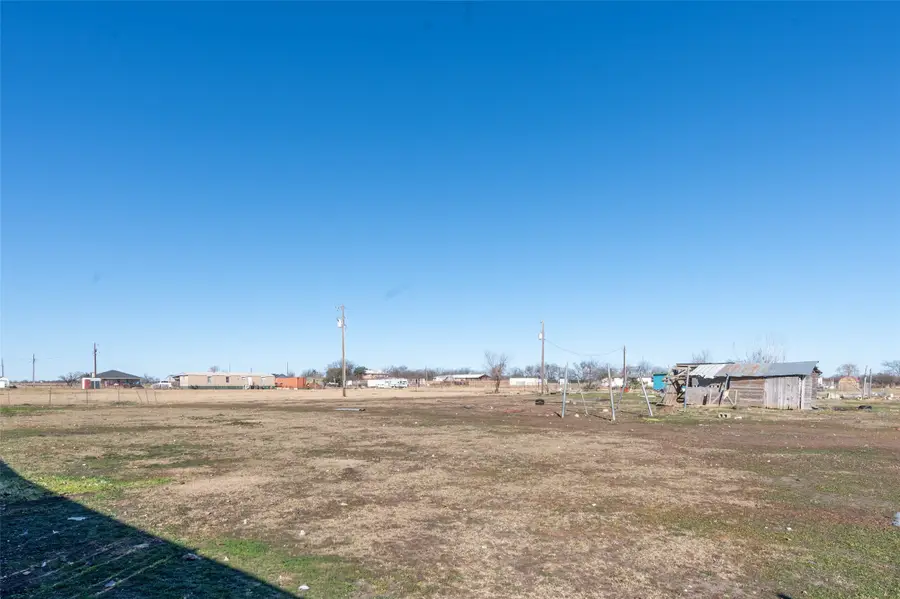 1120 Ripy Road, Ponder, TX 76259 - Image #3