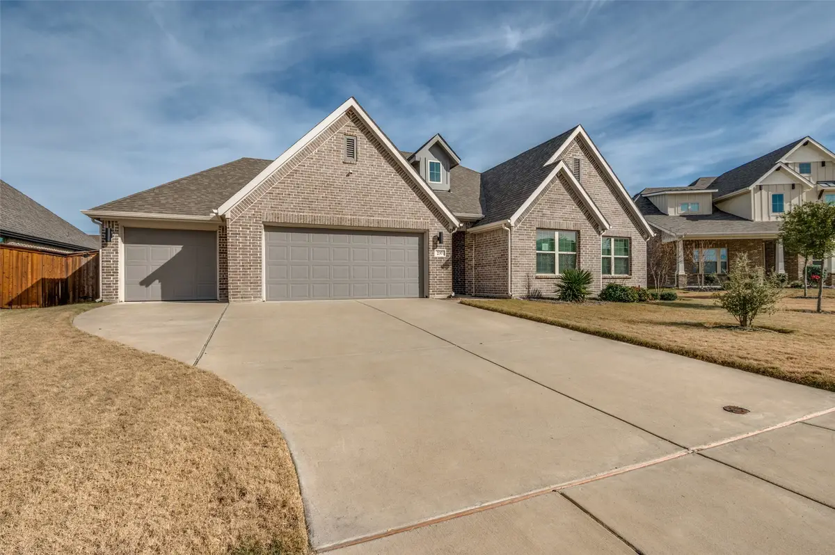 237 Four Roses Drive, Waxahachie, TX 75165 - Image #1