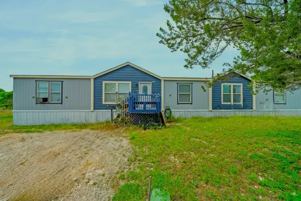 3108 Mistletoe St Street, Granbury, TX 76048