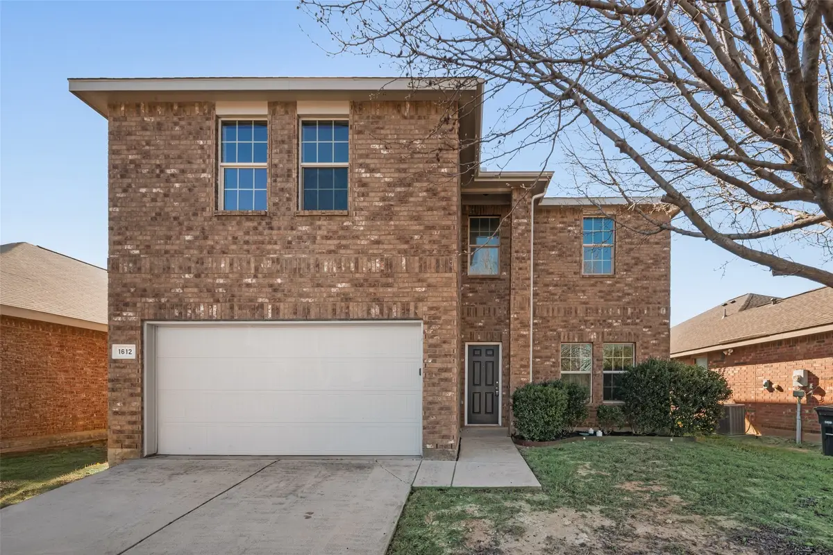 1612 Chivalry Lane, Fort Worth, TX 76140 - #1