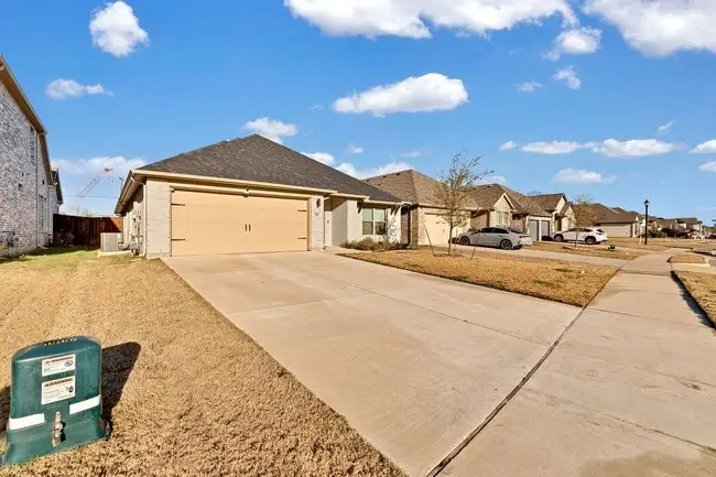 505 Hazeltine Road, Red Oak, TX 75154 - Image #2