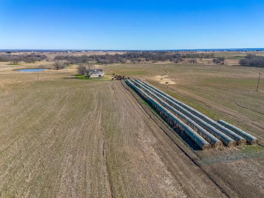 10517 County Road 418, Grandview, TX 76050 - Image #2