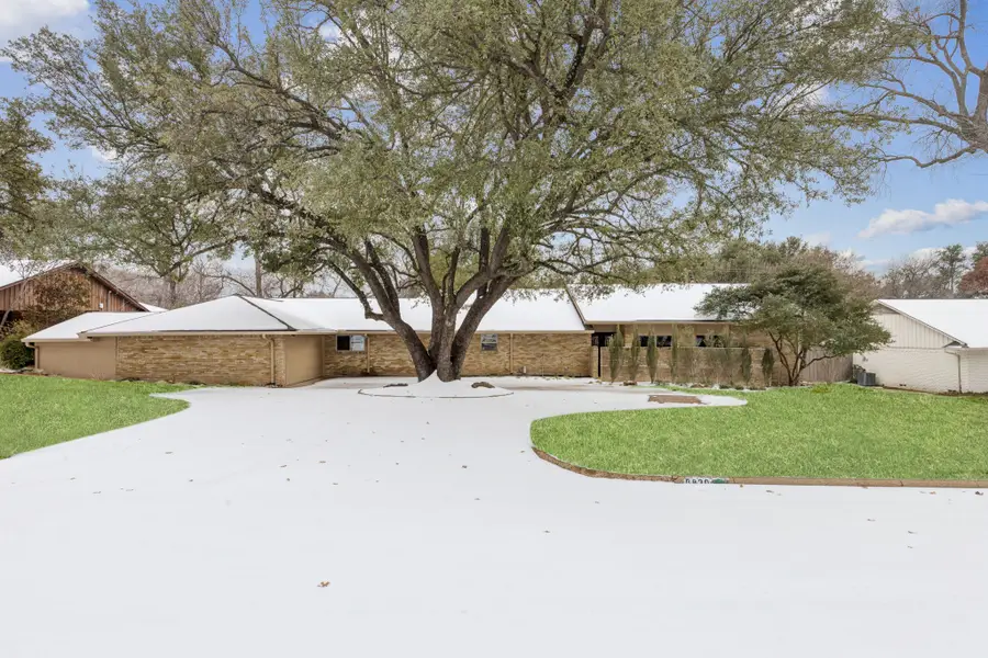 6830 Gateridge Drive, Dallas, TX 75254 - Image #2