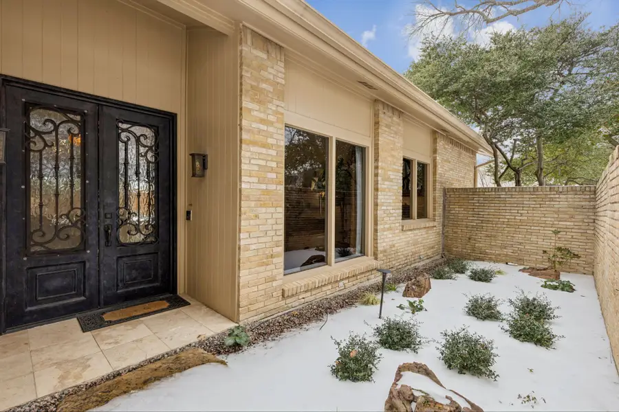 6830 Gateridge Drive, Dallas, TX 75254 - Image #3