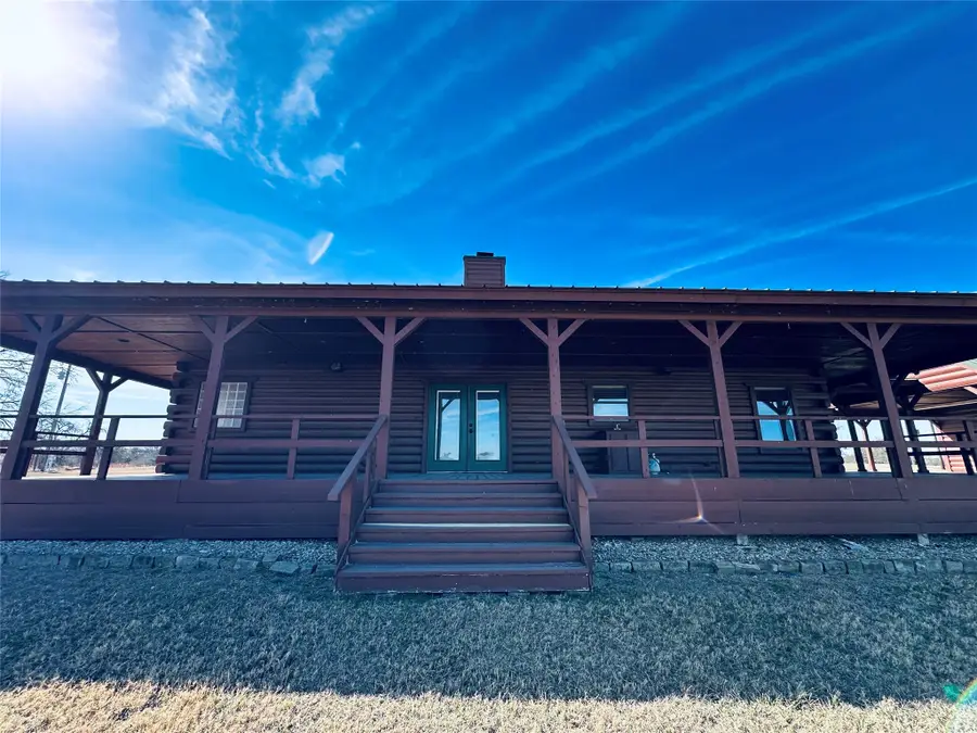 349 Lake Point, Comanche, TX 76442 - #3