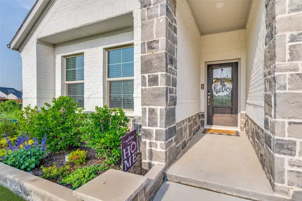 5616 Shannon Creek Road, Fort Worth, TX 76126