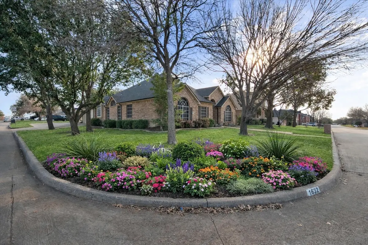 1632 Stratford Drive, Mansfield, TX 76063 - Image #1