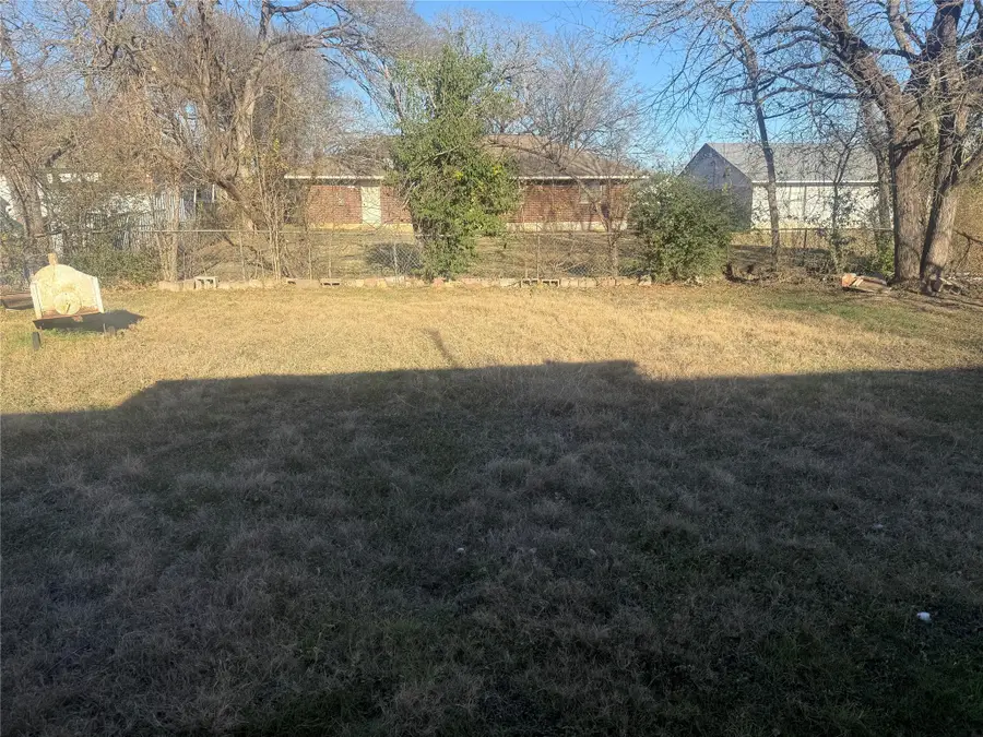 1117 Victoria, Bellmead, TX 76705 - #3