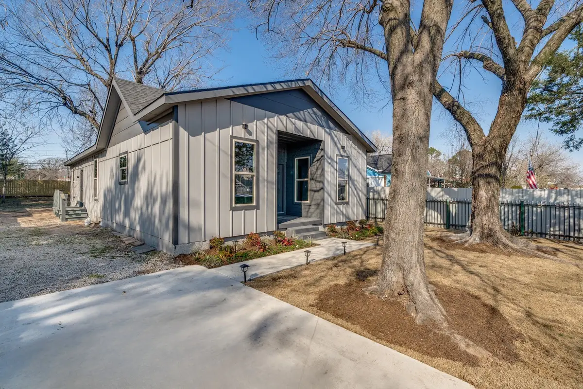 1113 Seaford Drive, Dallas, TX 75217 - Image #1