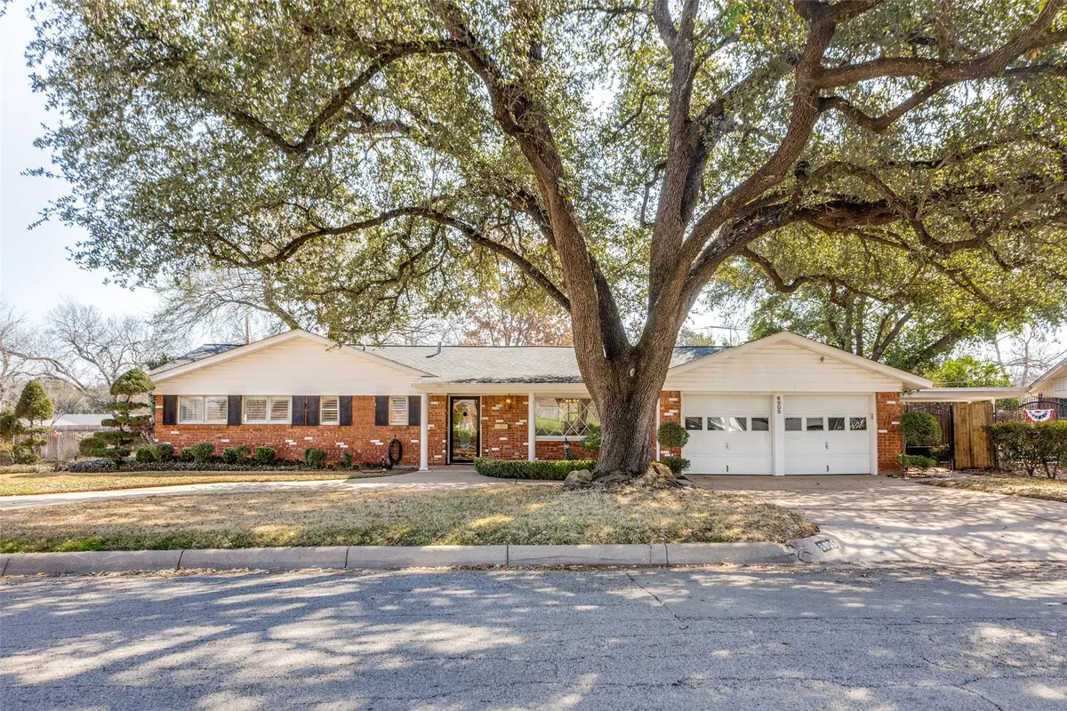 6905 Culver Avenue, Fort Worth, TX 76116 - #1