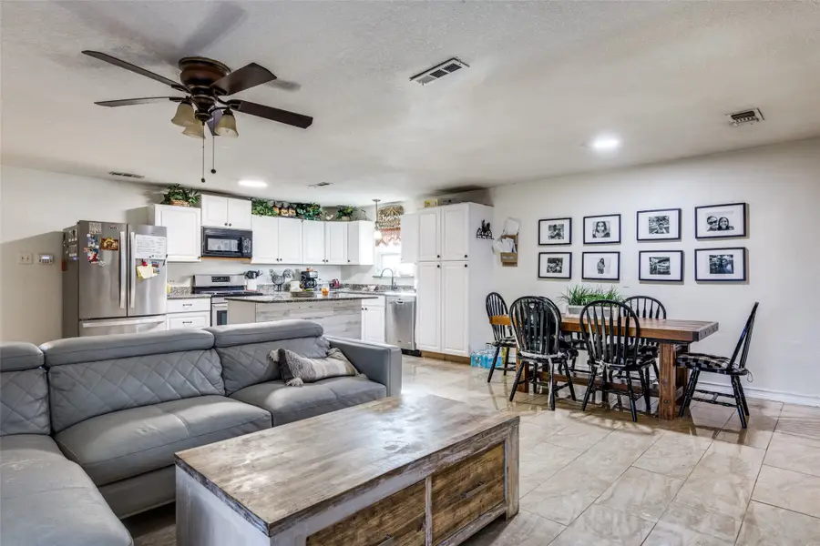 10523 Castlerock Drive, Dallas, TX 75217 - #3