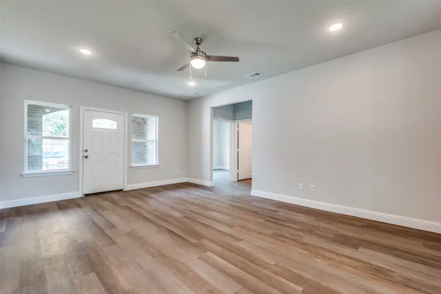 1356 S Denley Drive, Dallas, TX 75216 - #3