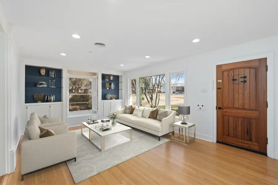 2129 Elmwood Boulevard, Dallas, TX 75224 - Image #3