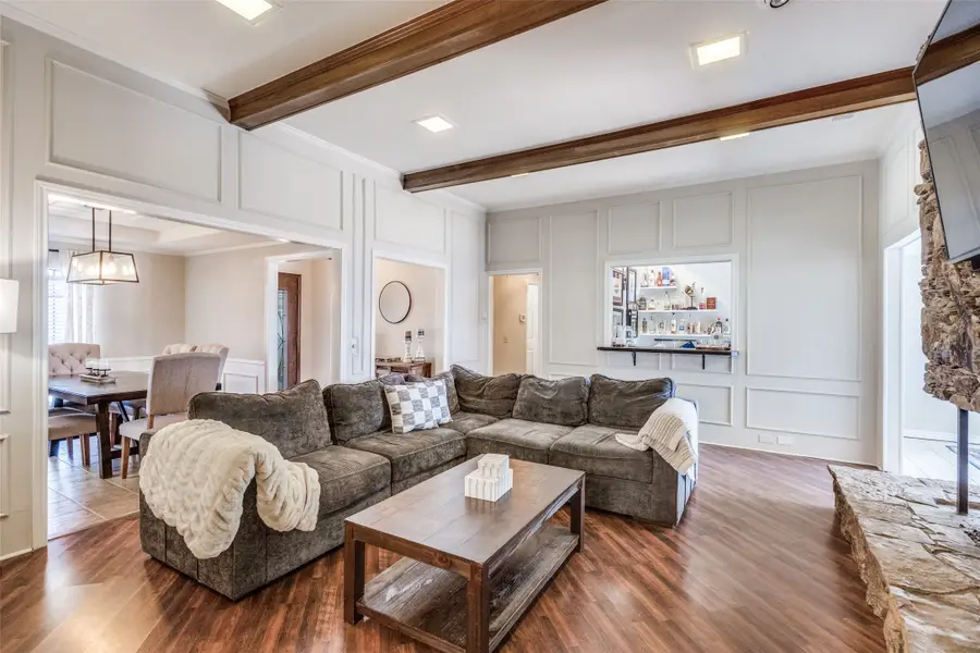 1520 Sugar Creek Drive, Carrollton, TX 75007 - Image #3