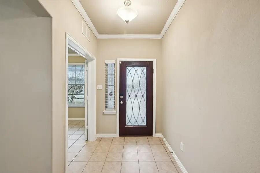 713 Kinghaven Drive, Little Elm, TX 75068 - Image #3